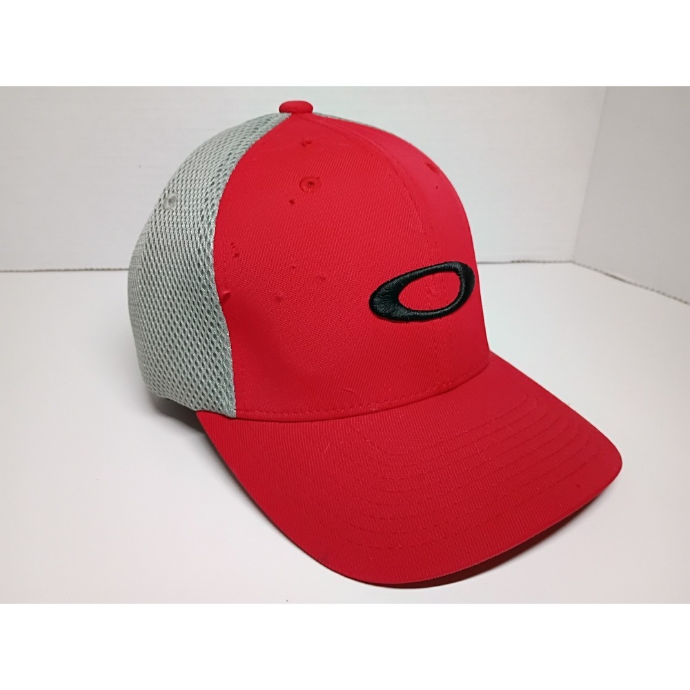 Oakley Flexfit Mesh Hat - Small/Medium - Red & Gray